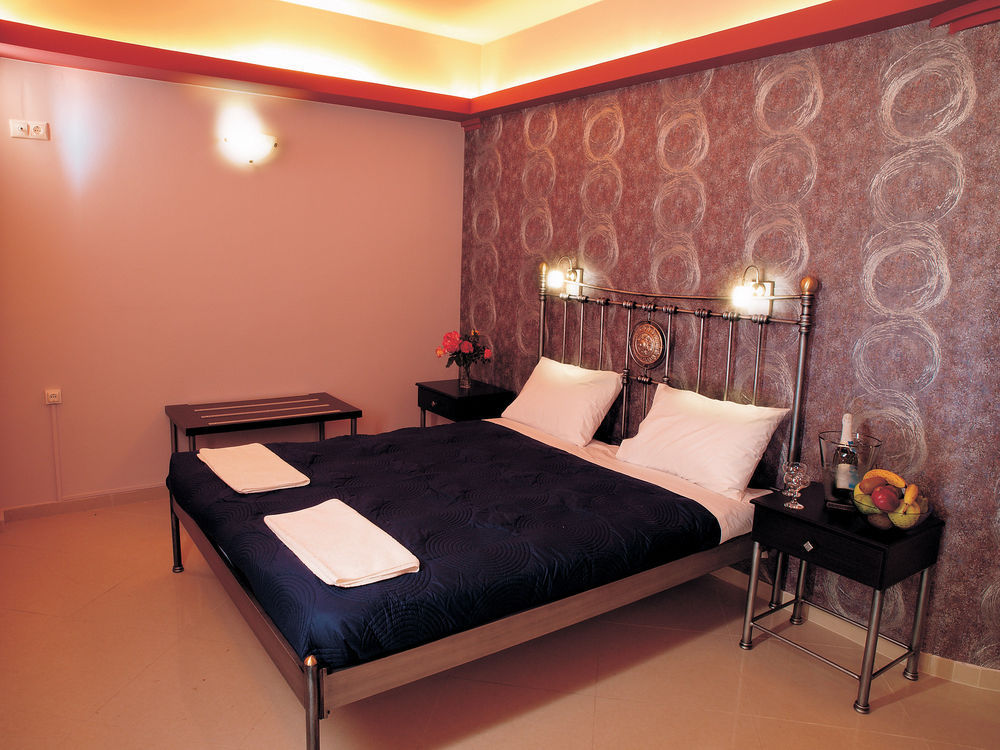 Niriides Beach Hotel 罗希姆诺 客房 照片