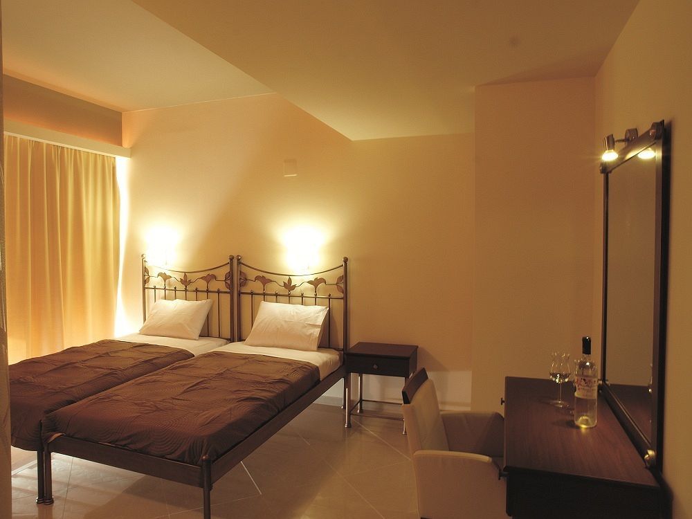 Niriides Beach Hotel 罗希姆诺 客房 照片