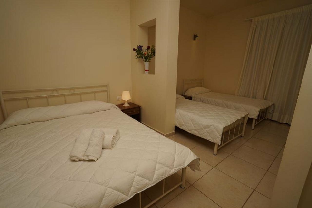 Niriides Beach Hotel 罗希姆诺 外观 照片
